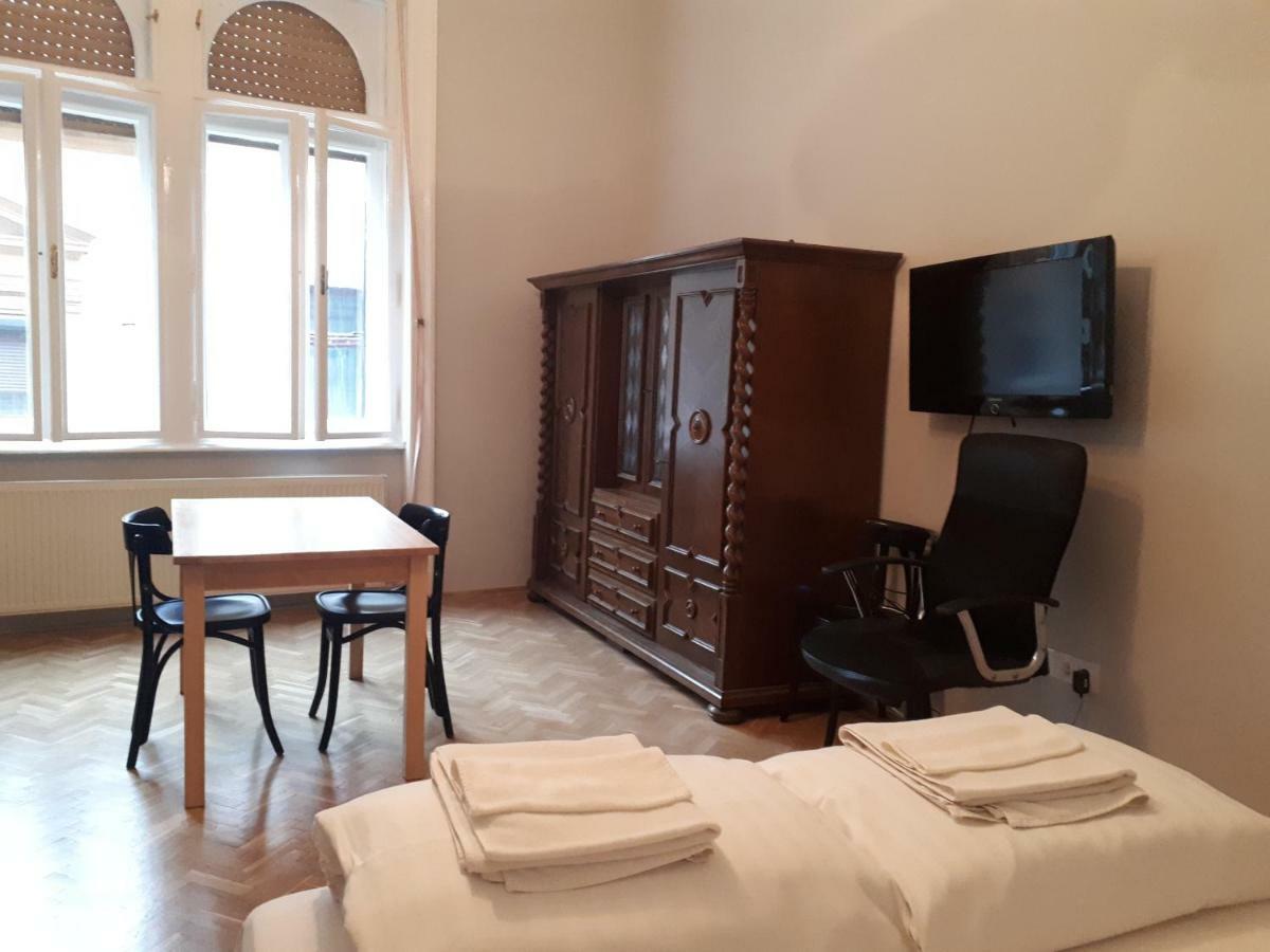 Dob15 Big Apartment Budapest Exterior foto